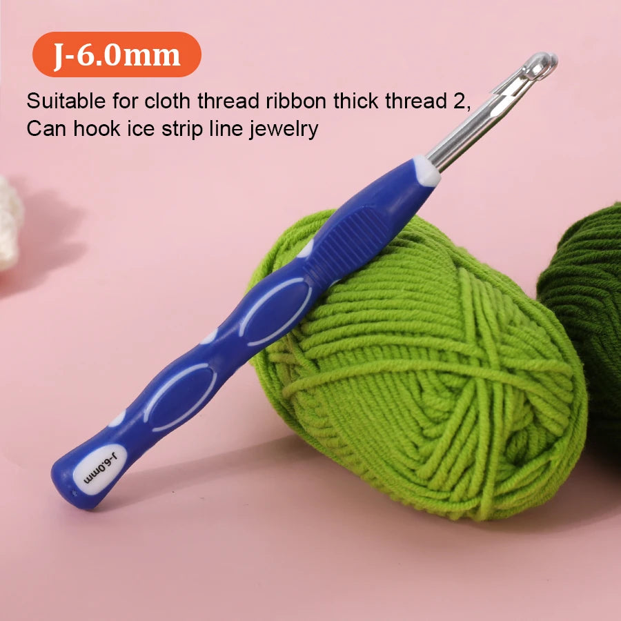 Crochet Hooks, Aluminum with Soft TPR Handles for Sweaters & Scarves