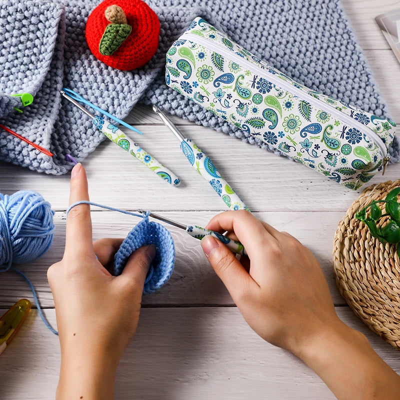 Crochet Hooks, Floral Print Soft Grips for Beginners & Handmade Yarn Crafts