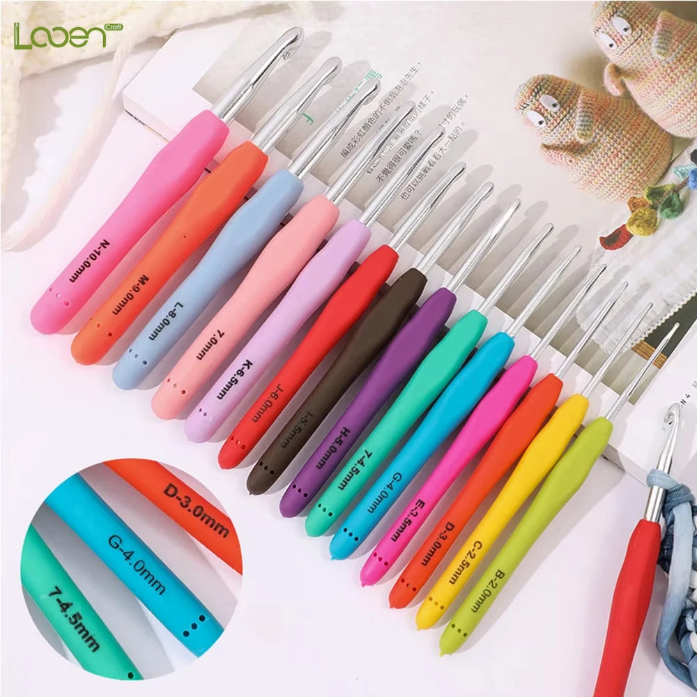Crochet Hook, Aluminum for Handmade Yarn Crafts & Needlework Projects