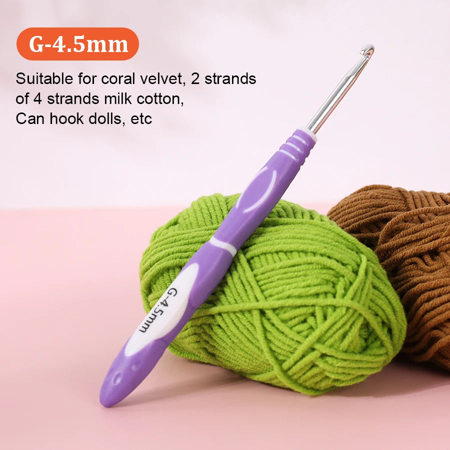 Crochet Hooks, Aluminum with Soft TPR Handles for Sweaters & Scarves