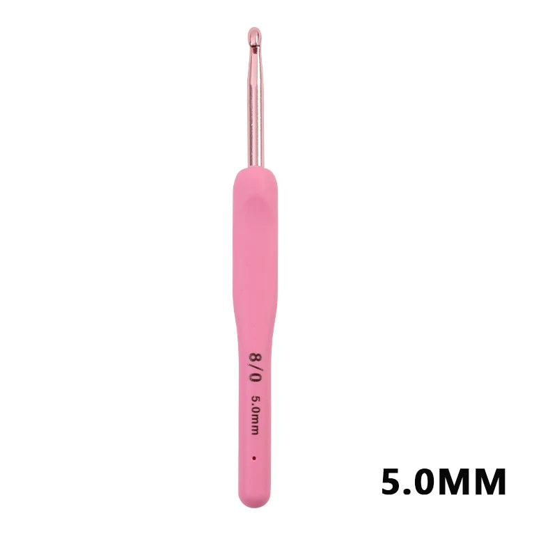 Crochet Hooks, Peach Pink Soft Handles for Handmade Sweaters & Scarves