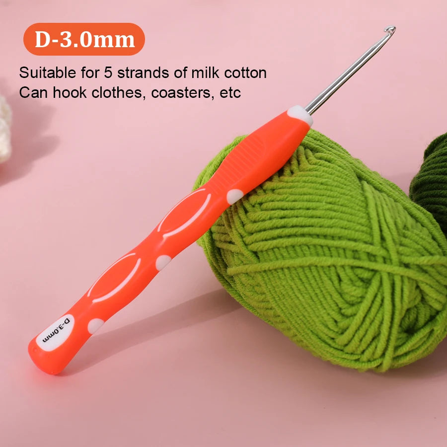 Crochet Hooks, Aluminum with Soft TPR Handles for Sweaters & Scarves