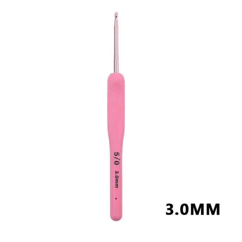 Crochet Hooks, Peach Pink Soft Handles for Handmade Sweaters & Scarves