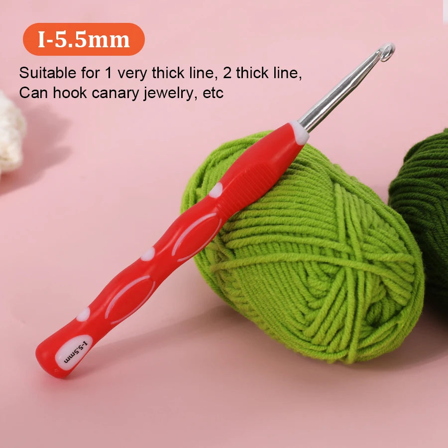 Crochet Hooks, Aluminum with Soft TPR Handles for Sweaters & Scarves