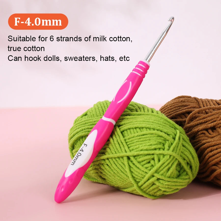 Crochet Hooks, Aluminum with Soft TPR Handles for Sweaters & Scarves