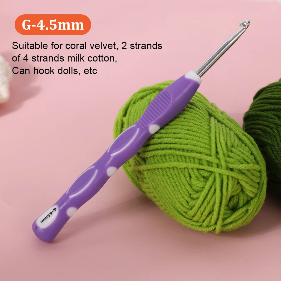 Crochet Hooks, Aluminum with Soft TPR Handles for Sweaters & Scarves