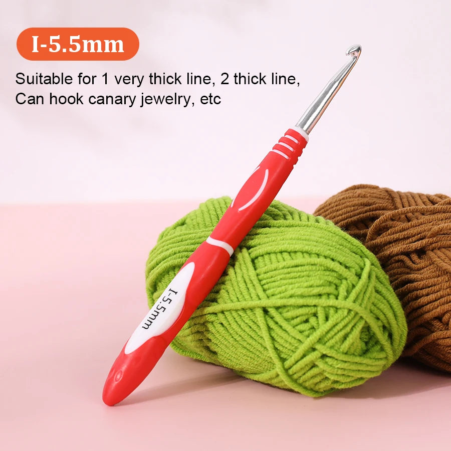 Crochet Hooks, Aluminum with Soft TPR Handles for Sweaters & Scarves