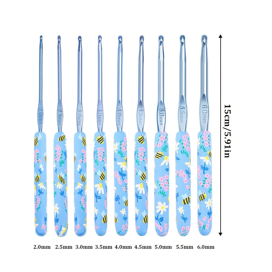 Crochet Hook, Bee Print Handle for Beginners & Handmade Yarn Projects