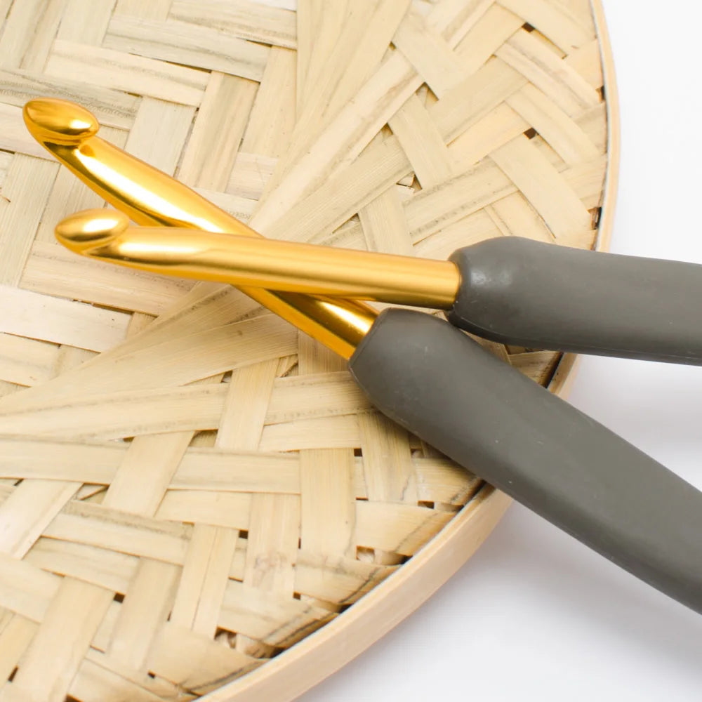 Crochet Hook, Tulip Etimo for Handmade Yarn Crafts & Needlework Projects