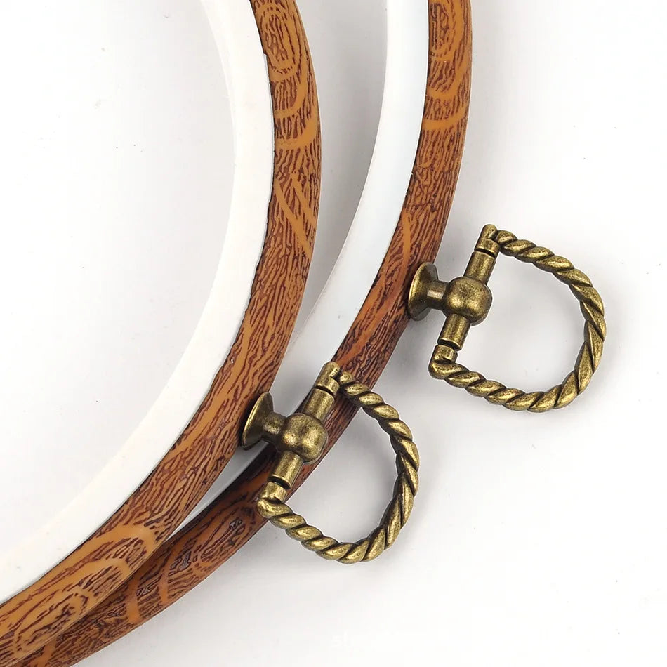 Embroidery Hoop, Wood-Effect Ring for Cross-Stitch & Needlecraft Projects