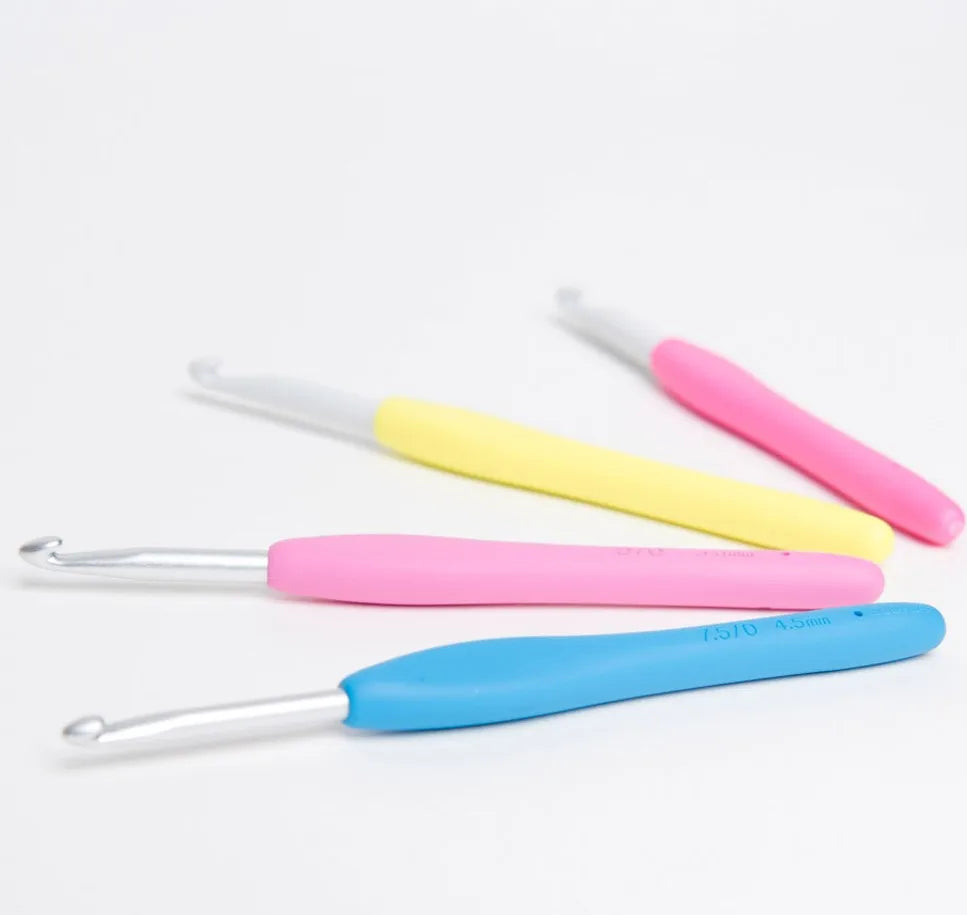 Crochet Hook, Clover Amure for Handmade Yarn Crafts & Needlework Projects