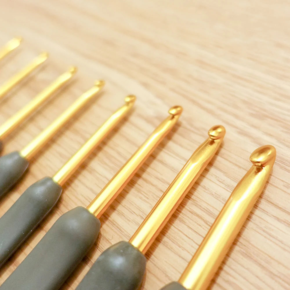 Crochet Hook, Tulip Etimo for Handmade Yarn Crafts & Needlework Projects