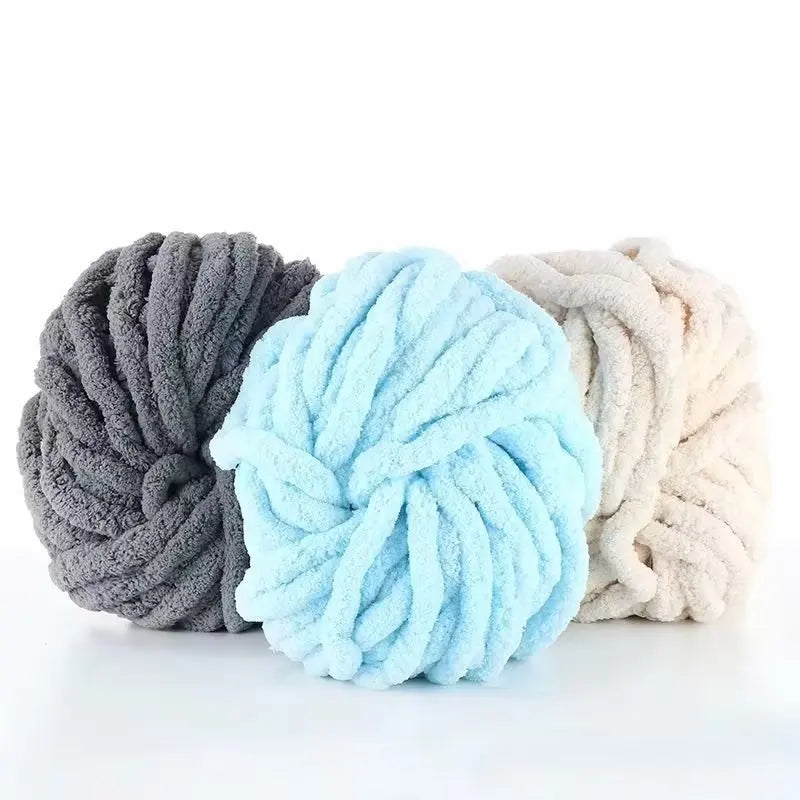 Yarn, Thick Chenille for Handmade Throws, Blankets, Rugs & Pet Bed Crafts