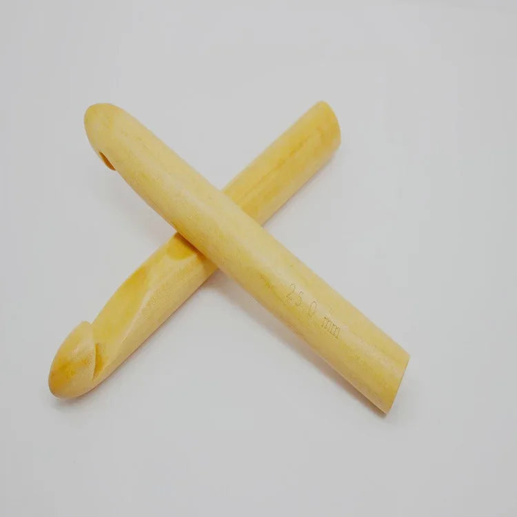 Crochet Hooks, Large Wooden & Bamboo Styles for Chunky Yarn Projects