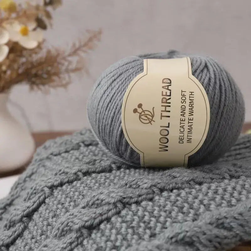 Yarn, Medium-Coarse for Handmade Sweaters, Scarves, Hats & Winter Knitwear