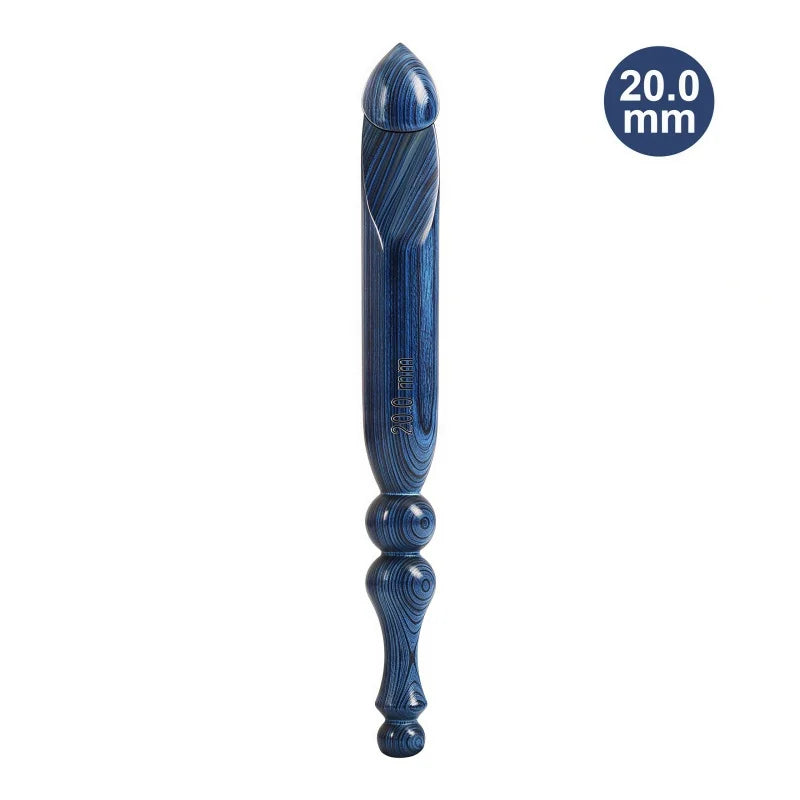 Crochet Hook, Blue Vintage-Style Wooden Handle for Handmade Yarn Crafts