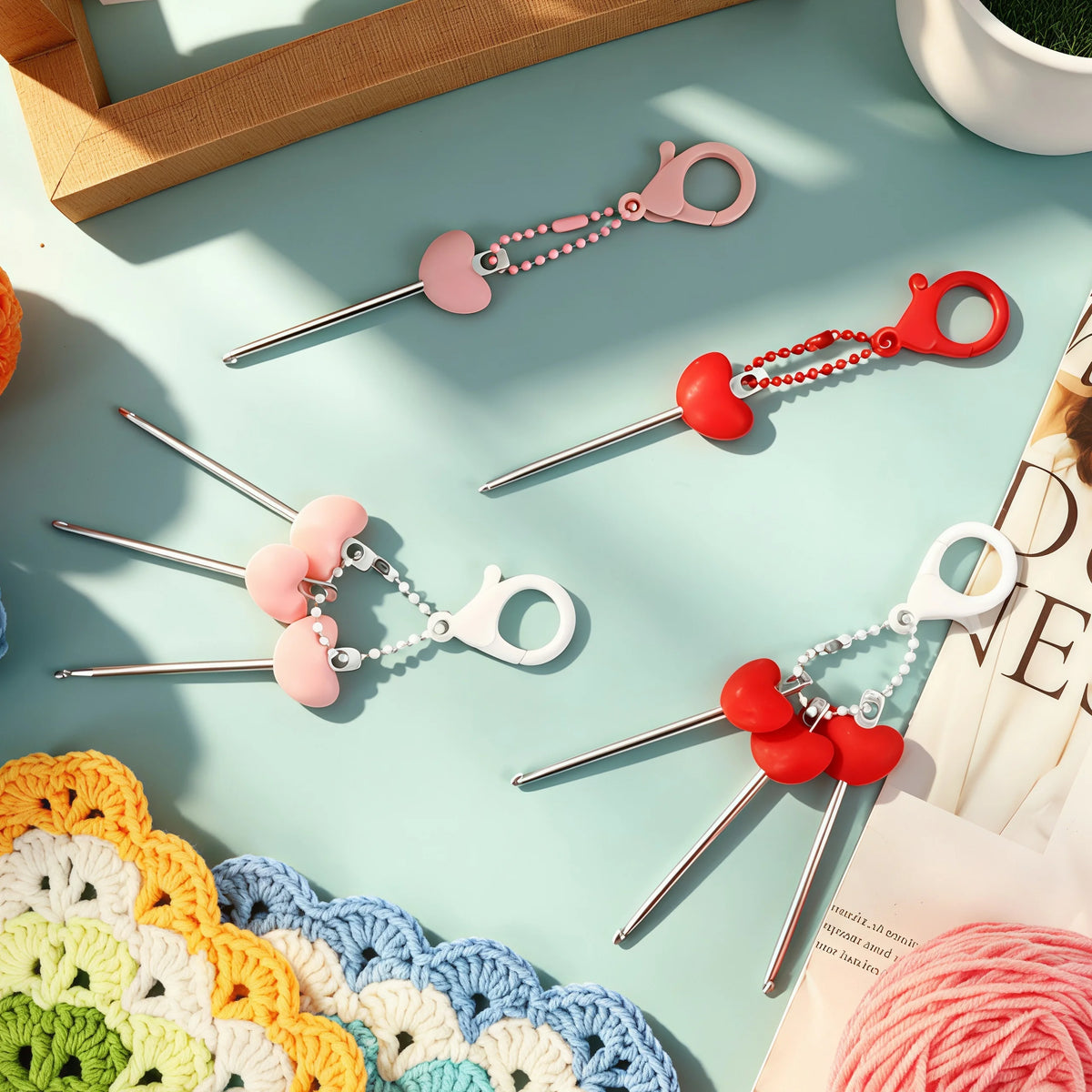 Crochet Hook, Mini Heart Keychain for Portable Needlecraft & Yarn Crafts