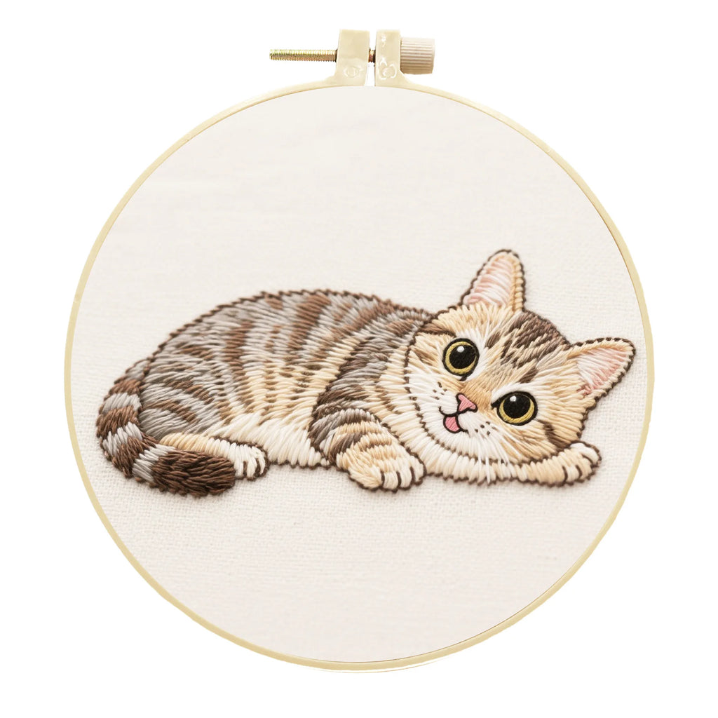 Embroidery Kit, Cats for Beginner Needlework & Handmade Animal-Themed Gifts