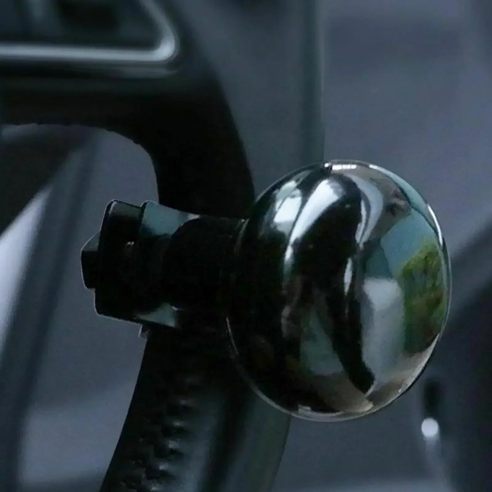 Steering Wheel Spinner Knob Universal Steering Wheel Cover Anti-Slip Comfort