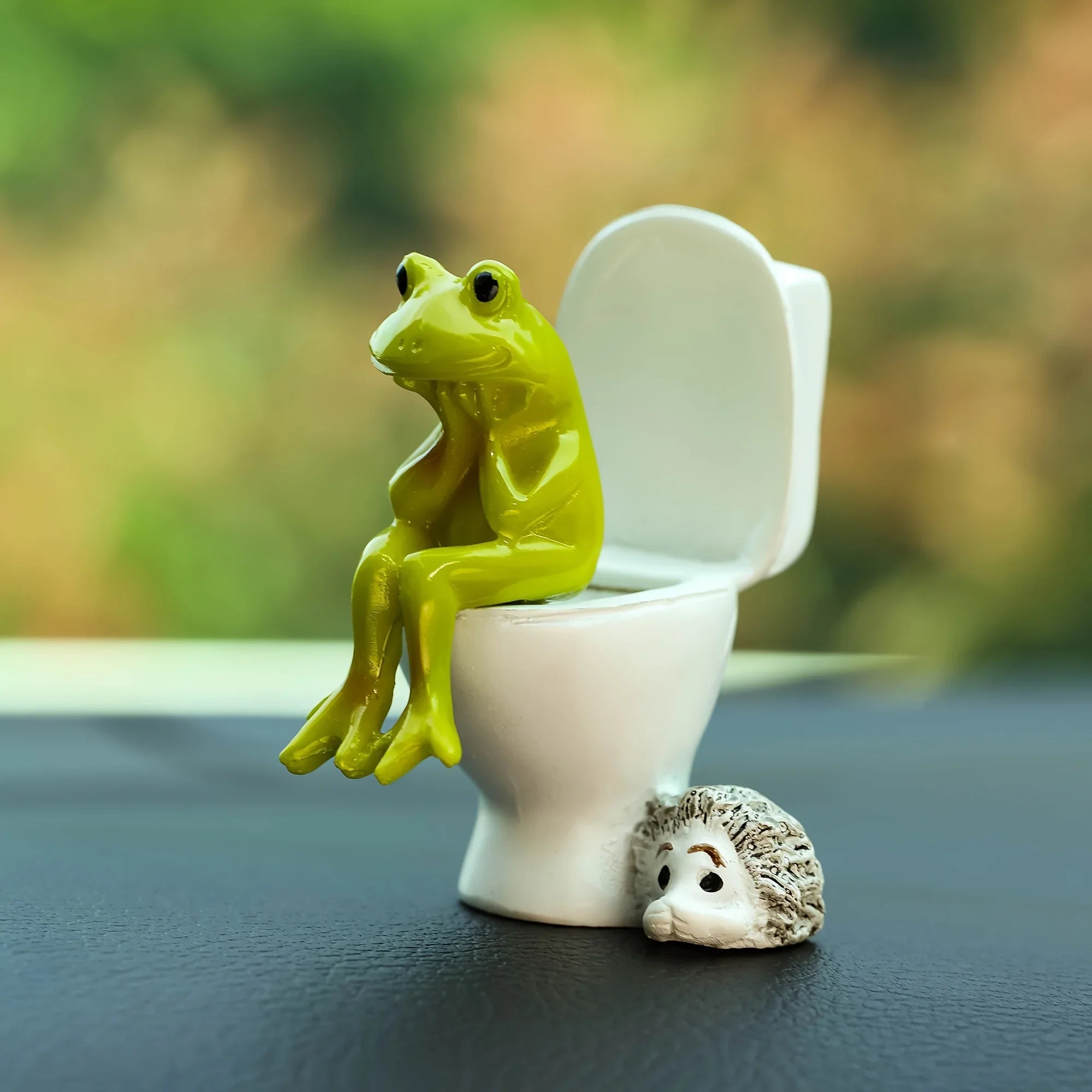 Funny Frog on Toilet Car Car Dashboard Ornament Decoration