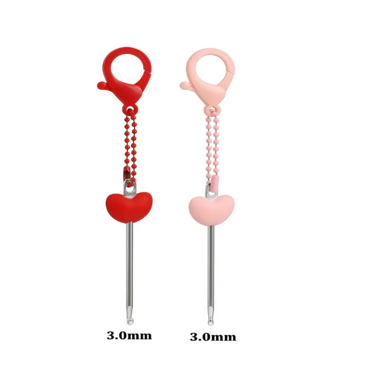 Crochet Hook, Mini Heart Keychain for Portable Needlecraft & Yarn Crafts
