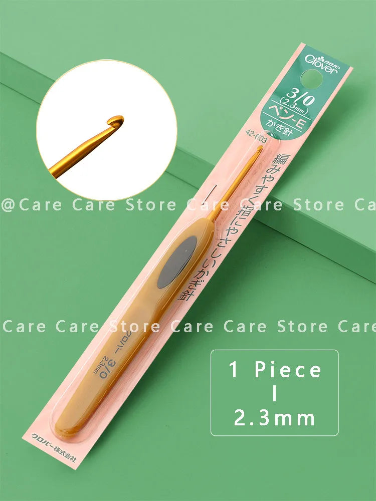 Crochet Hooks, Clover Amure for Handmade Yarn Crafts, Lace & Needlework