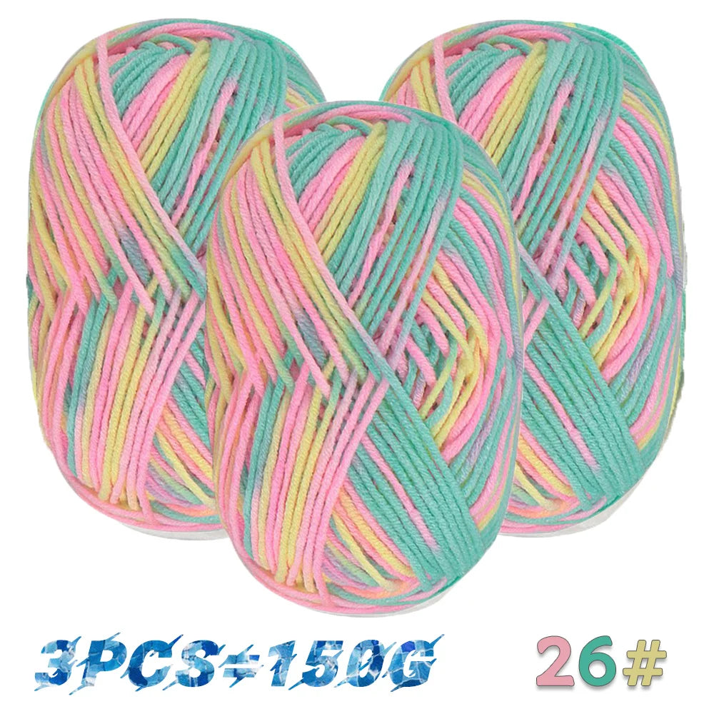 Three pastel yarn skeins labeled color 26 and a total pack weight of 5.3 oz (150 g).