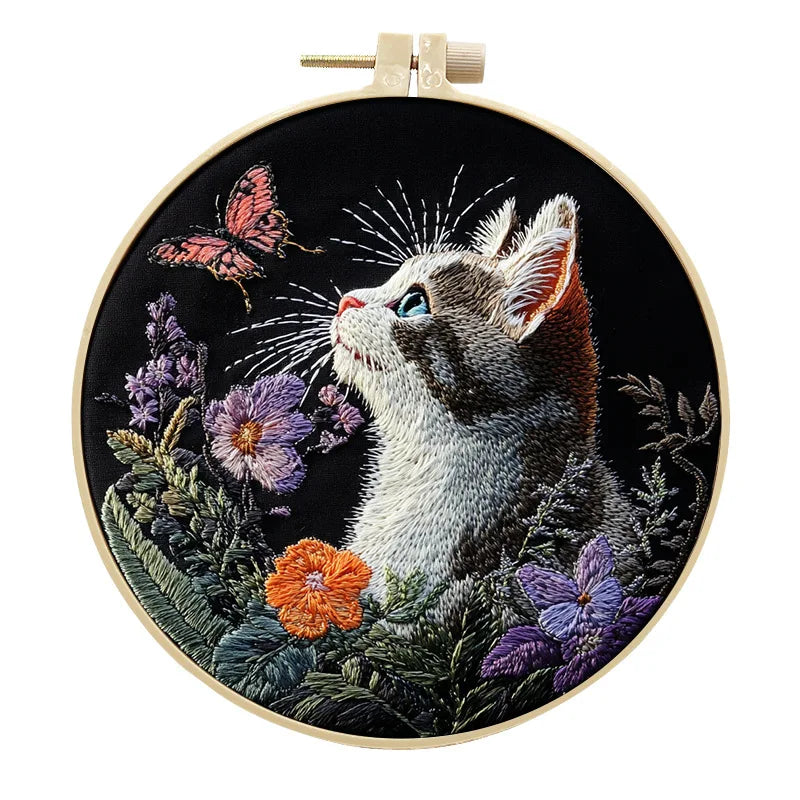 Embroidery Kit, Cats & Flowers for Beginner Needlework & Handmade Decor