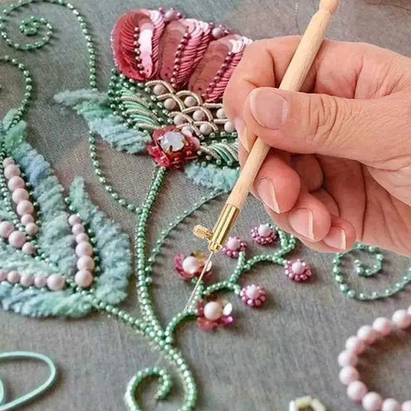 Tambour Embroidery Hook, Luneville-Style with Needles for Beadwork Crafts