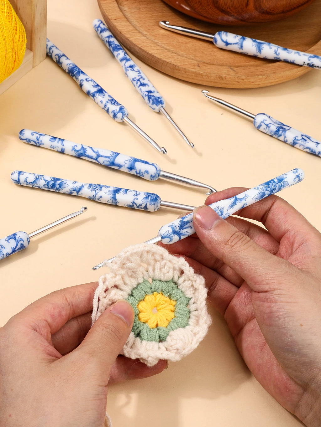 Crochet Hooks, Blue & White Porcelain-Style Set for Handmade Yarn Crafts