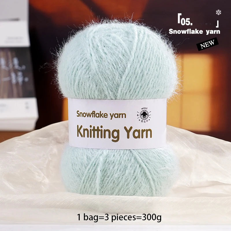 Yarn, Long-Pile Snowflake Texture for Shawls, Sweaters, Hats & Scarves