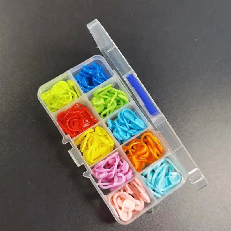Stitch Markers, Plastic Locking Clips for Knitting & Crochet Yarn Projects