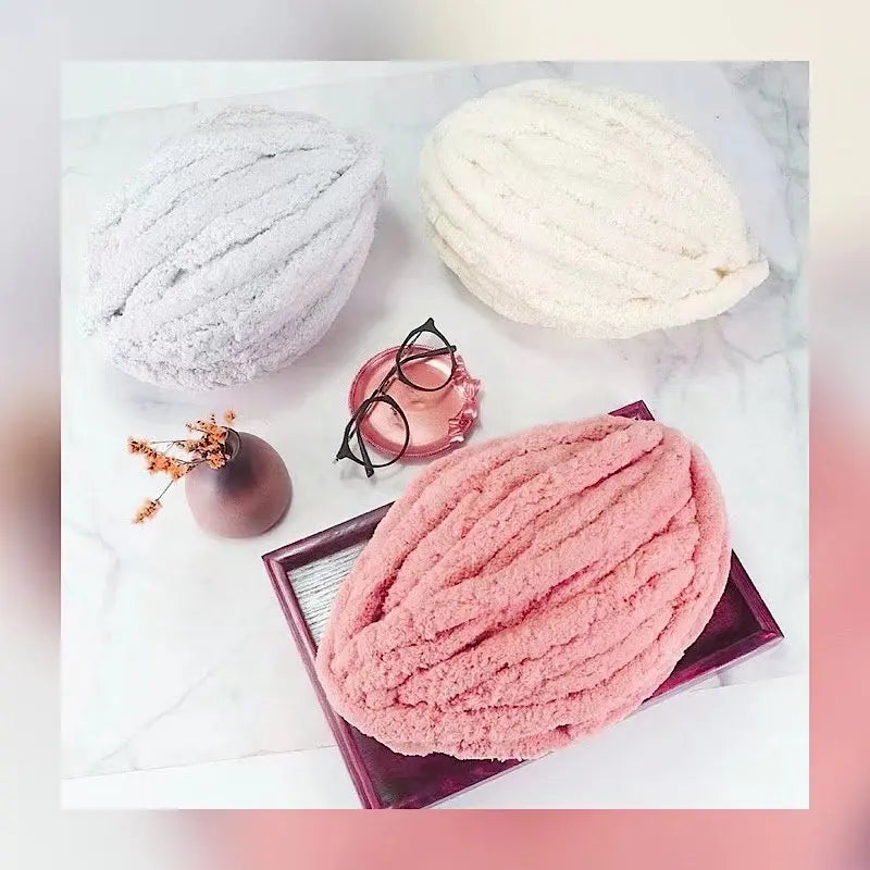 Yarn, Extra-Thick Chenille for Blankets, Cushions, Pet Beds & Cozy Crafts