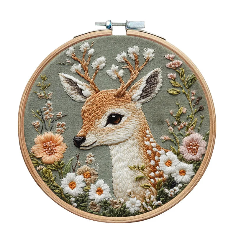 Embroidery Kit, Animal Landscapes with Hoop for Handmade Wall Art & Gifts