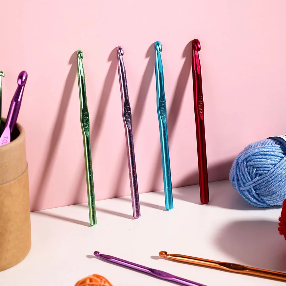 Crochet Hooks, Multicolor Aluminum Set for Handmade Yarn & Weaving Crafts