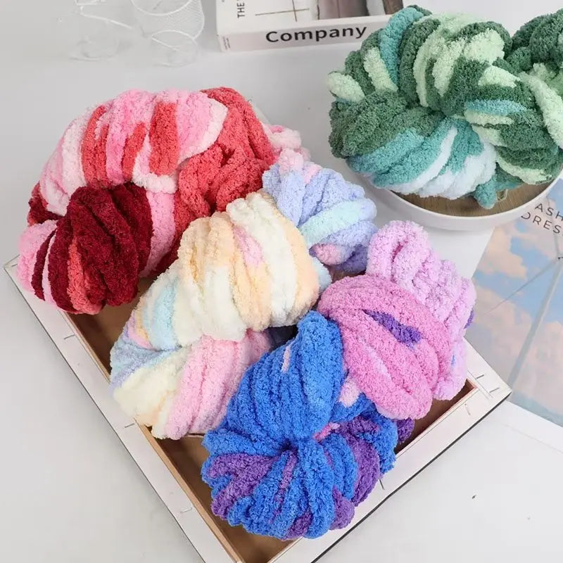 Yarn, Thick Chenille for Handmade Throws, Blankets, Rugs & Pet Bed Crafts
