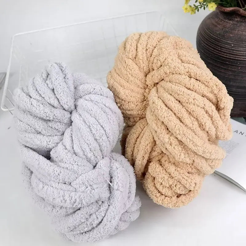 Yarn, Thick Chenille for Handmade Throws, Blankets, Rugs & Pet Bed Crafts