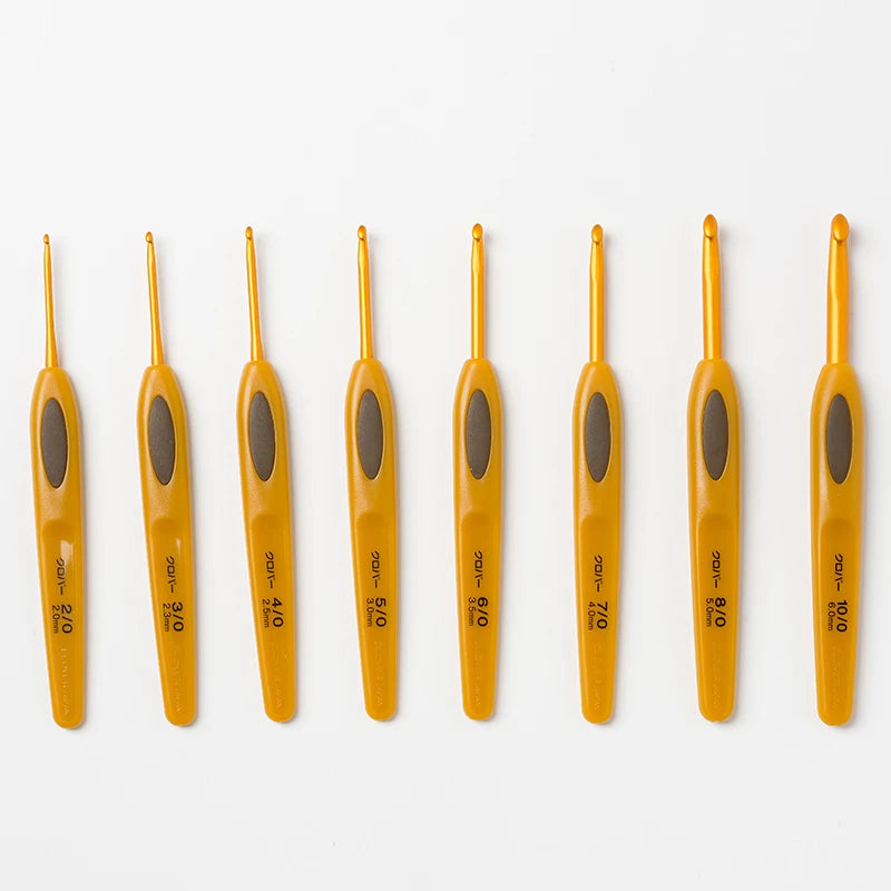 Crochet Hooks, Clover Amure for Handmade Yarn Crafts, Lace & Needlework