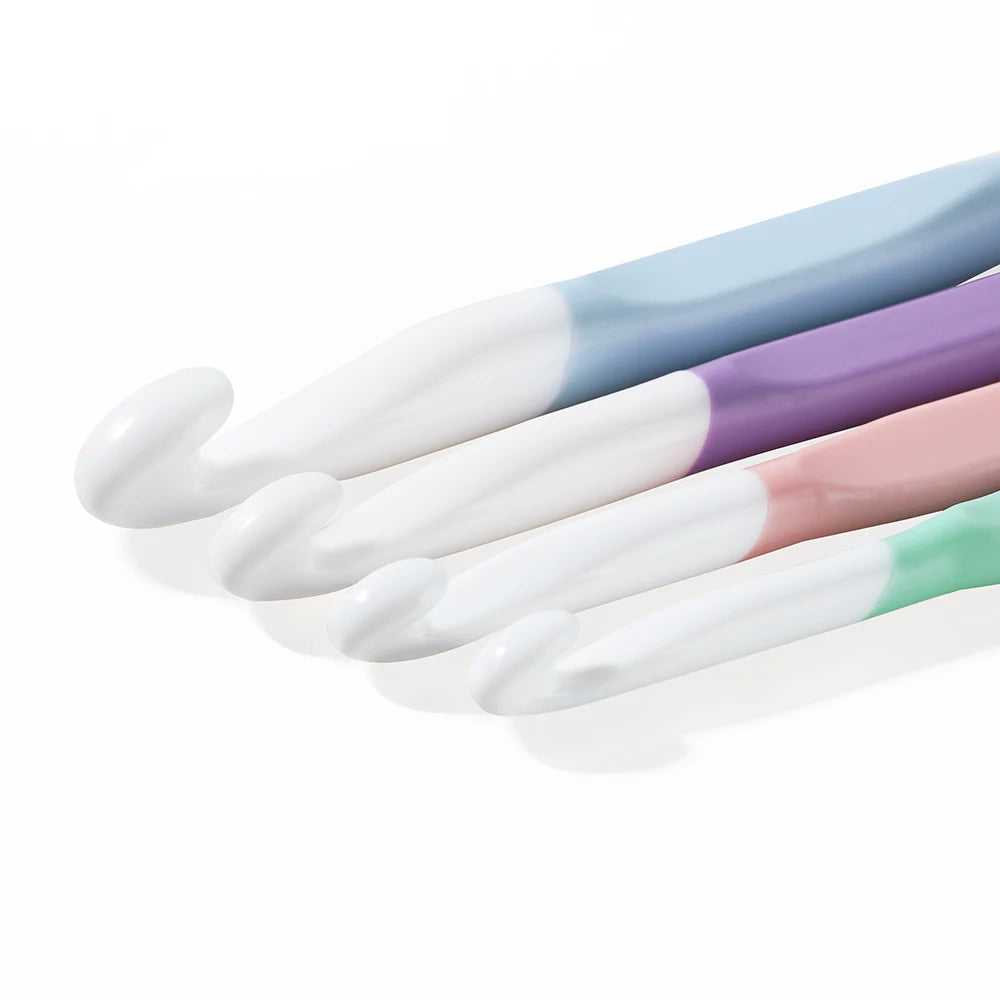 Crochet Hooks, Multicolor Soft-Grip Handles for Handmade Yarn Projects