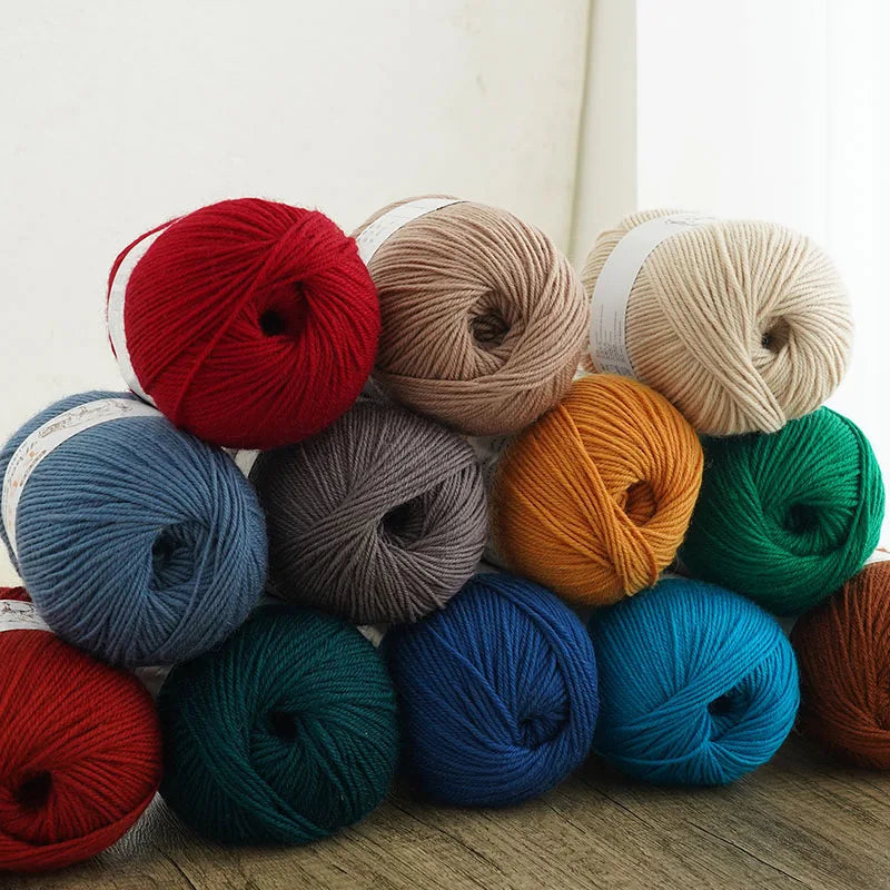 Yarn, Solid Color for Handmade Scarves, Sweaters, Gloves & Winter Hats
