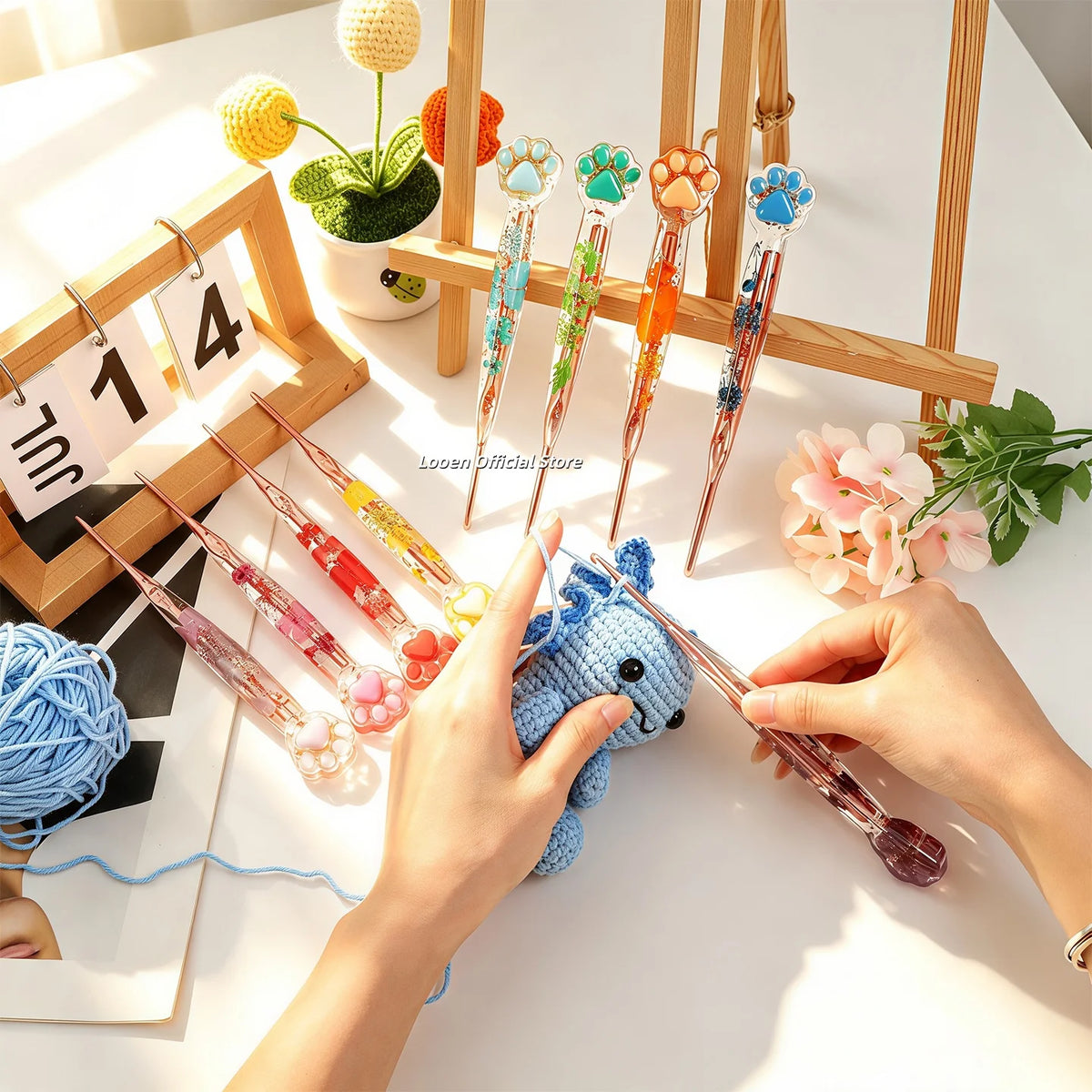 Crochet Hooks, Rose Gold Cat Paw & Floral Handles for Handmade Yarn Crafts
