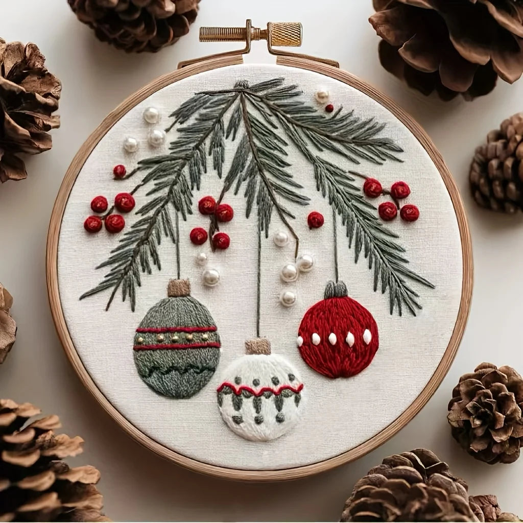 Christmas pattern hand-embroidery DIY material package set, equipped with an English guide and instruction manual, is particular