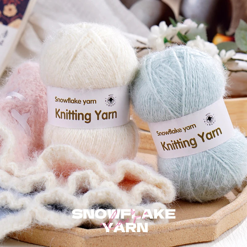 Yarn, Long-Pile Snowflake Texture for Shawls, Sweaters, Hats & Scarves