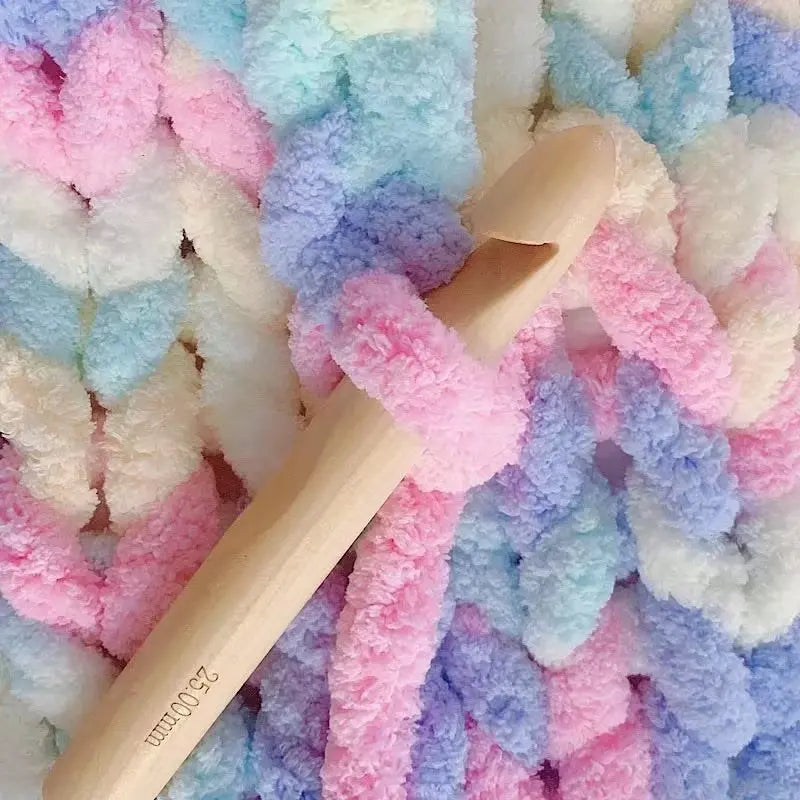 Yarn, Thick Chenille for Handmade Throws, Blankets, Rugs & Pet Bed Crafts