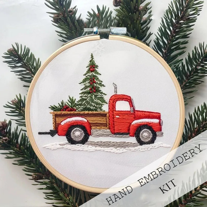 Cross-Stitch Kit, Christmas Wreath Pattern for Handmade Seasonal Home Decor