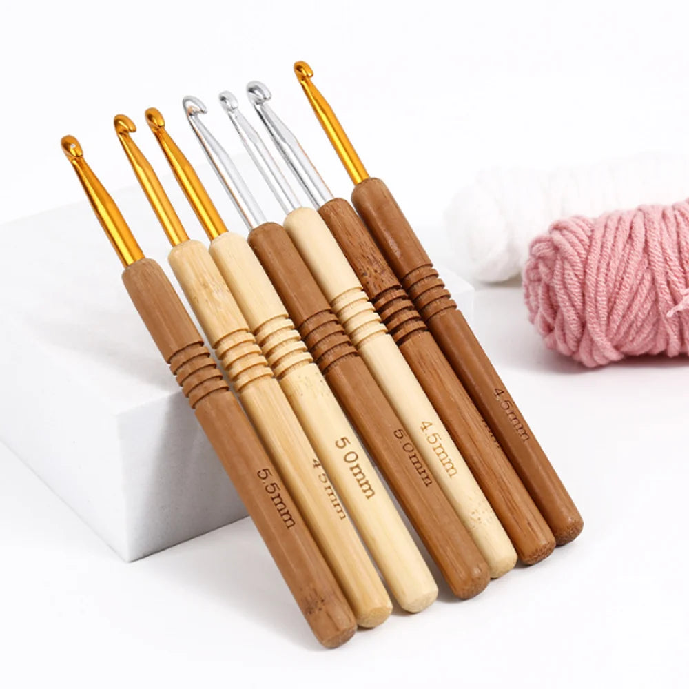 Crochet Hooks, Bamboo Handles for Sweaters, Yarn Crafts & Beginner Crochet