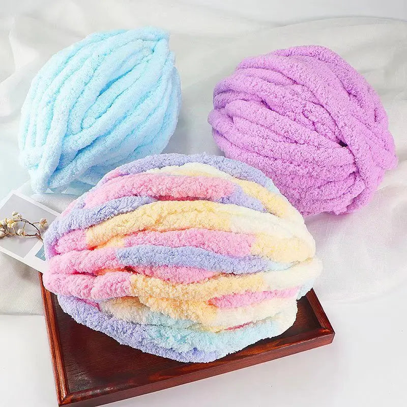 Yarn, Extra-Thick Chenille for Blankets, Cushions, Pet Beds & Cozy Crafts