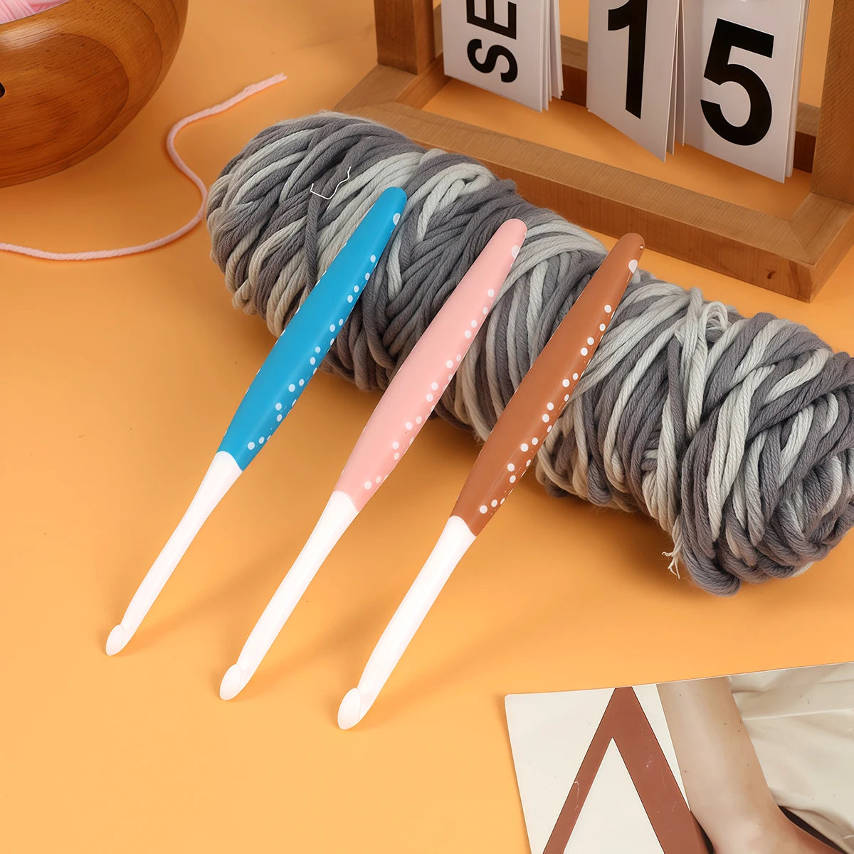 Crochet Hooks, Cherry Pattern Soft Handles for Handmade Yarn Projects
