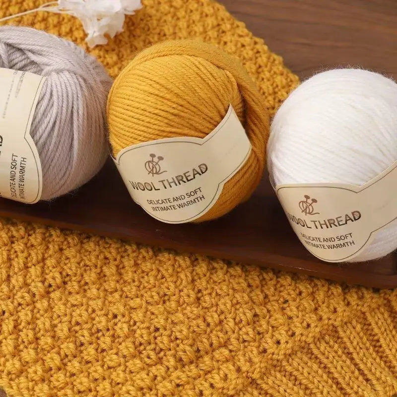 Yarn, Medium-Coarse for Handmade Sweaters, Scarves, Hats & Winter Knitwear